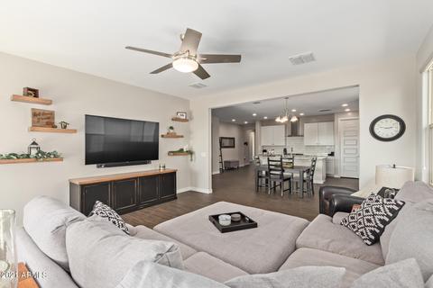 509 E Balao Dr, Phoenix, AZ 85085 photo 11