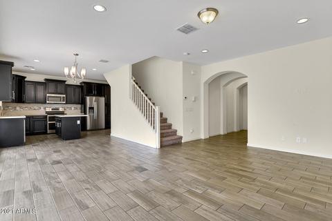 735 E Constance Way, Phoenix, AZ 85042 photo 3