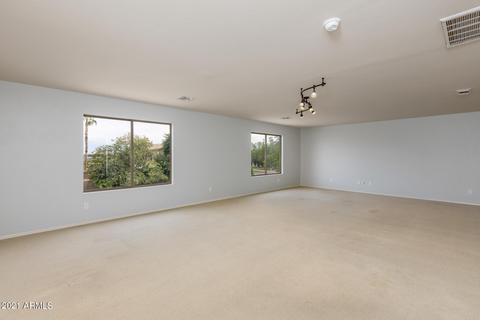 1034 S Roles Dr, Gilbert, AZ 85296 photo 29