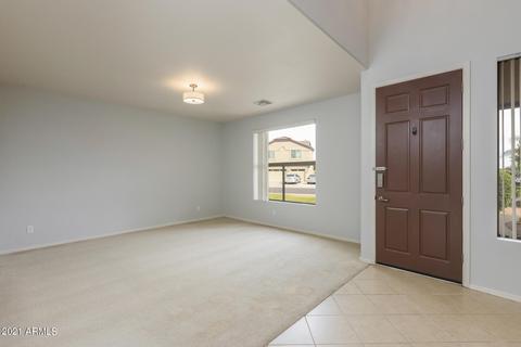 1034 S Roles Dr, Gilbert, AZ 85296 photo 10