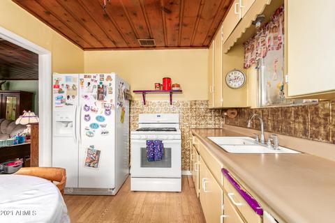 3731 E Paradise Ln, Phoenix, AZ 85032 photo 9