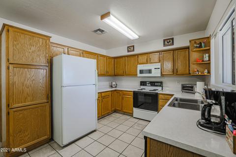 932 N Meridian Rd, Apache Junction, AZ 85120 photo 31
