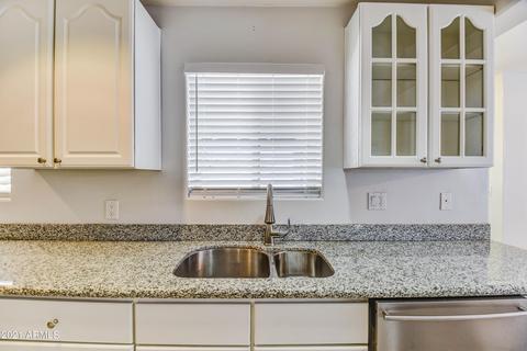 9049 N 3rd Ave, Phoenix, AZ 85021 photo 49