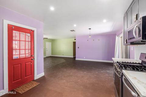 6818 N 16th Dr, Phoenix, AZ 85015 photo 9