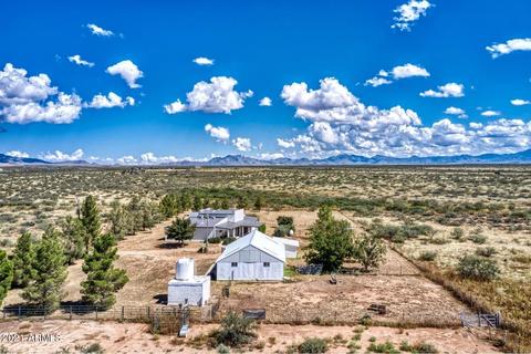 5899 E Helens Dr, Willcox, AZ 85643 photo 3