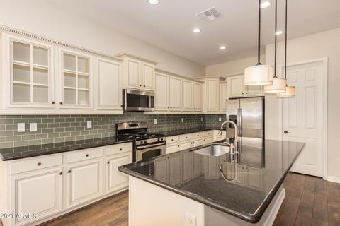 2205 E La Costa Dr, Gilbert, AZ 85298 photo 5