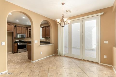 3895 E Sabra Ln, Gilbert, AZ 85296 photo 8