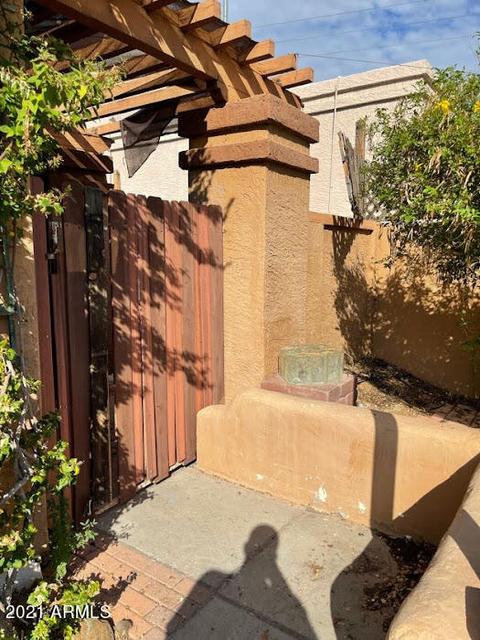 1118 Escuda Dr, Phoenix, AZ 85024 photo 2