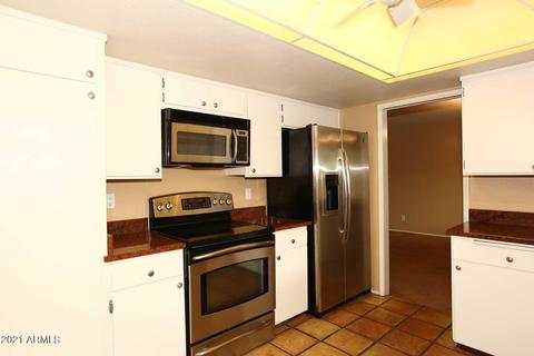953 E Lamplighter Ln, Tempe, AZ 85283 photo 2