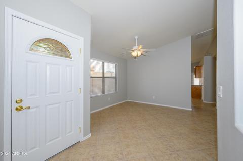 2287 E Arabian Dr, Gilbert, AZ 85296 photo 2