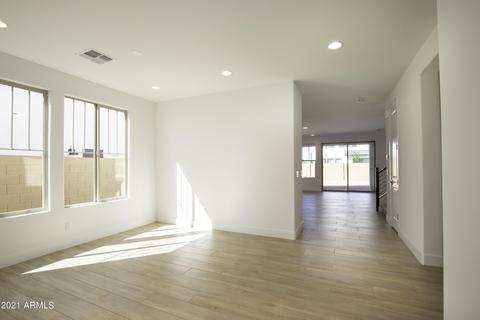 2182 E Canary Dr, Gilbert, AZ 85297 photo 5