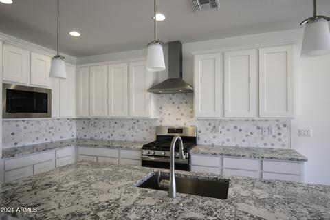 2182 E Canary Dr, Gilbert, AZ 85297 photo 7