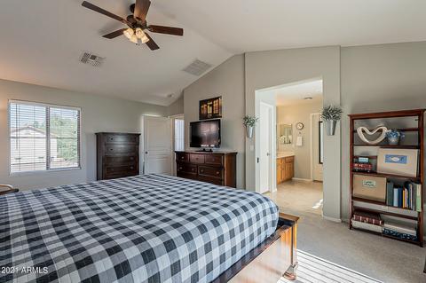 3801 E Sebastian Ln, Gilbert, AZ 85297 photo 13