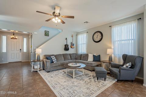 3801 E Sebastian Ln, Gilbert, AZ 85297 photo 4