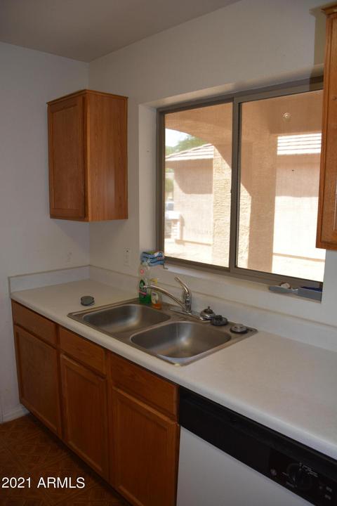 1052 E Greenlee Ave, Apache Junction, AZ 85119 photo 7