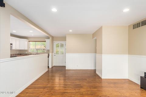 3027 E Cheery Lynn Rd, Phoenix, AZ 85016 photo 4