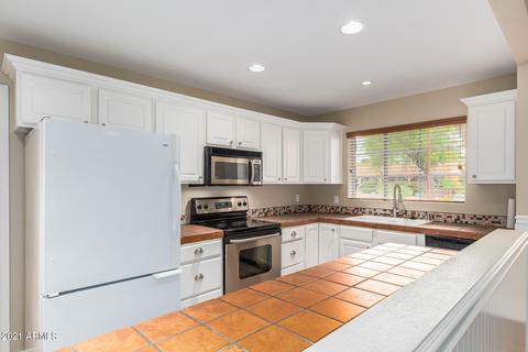 3027 E Cheery Lynn Rd, Phoenix, AZ 85016 photo 9