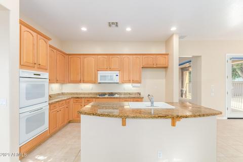 2921 E Hackamore St, Mesa, AZ 85213 photo 2