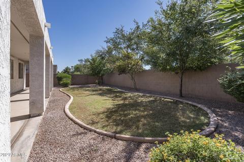 145 E Liberty Ln, Gilbert, AZ 85296 photo 3