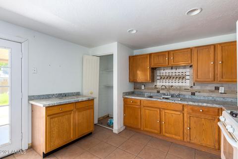 7271 W Camelback Rd, Phoenix, AZ 85033 photo 13