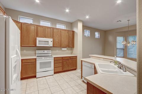4375 E Briles Rd, Phoenix, AZ 85050 photo 14