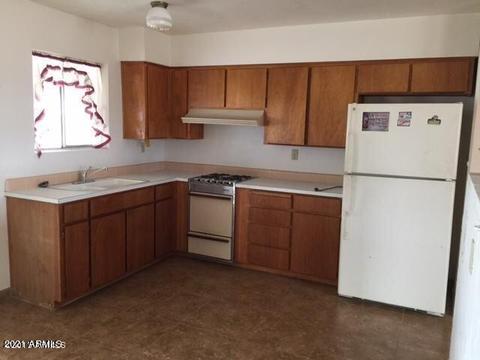 2218 W Cholla St, Phoenix, AZ 85029 photo 2