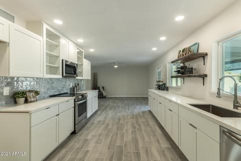 3241 E Mescal St, Phoenix, AZ 85028 photo 8