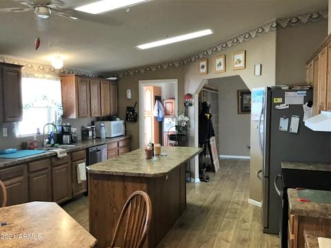 11324 E 4th Ave, Apache Junction, AZ 85120 photo 8