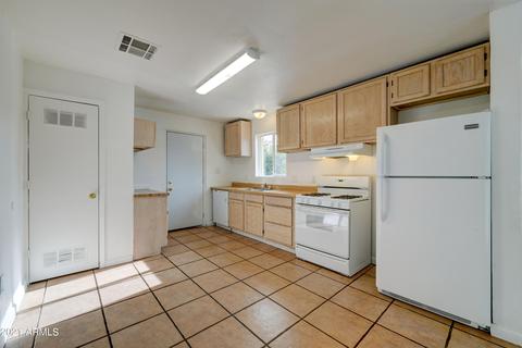 375 N Fifth St, Globe, AZ 85501 photo 11