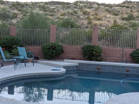 709 E Mountain Sky Ave NE, Phoenix, AZ 85048 photo 2