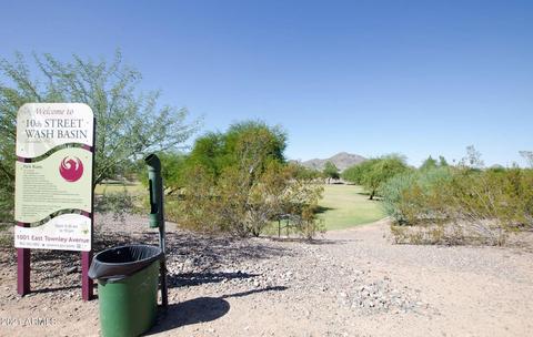 829 E Orchid Ln, Phoenix, AZ 85020 photo 14