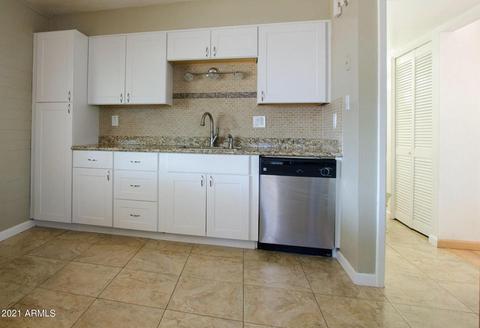 829 E Orchid Ln, Phoenix, AZ 85020 photo 3