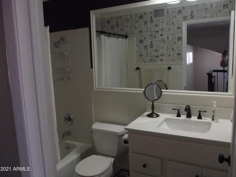 13 E Loma Ln, Phoenix, AZ 85020 photo 26