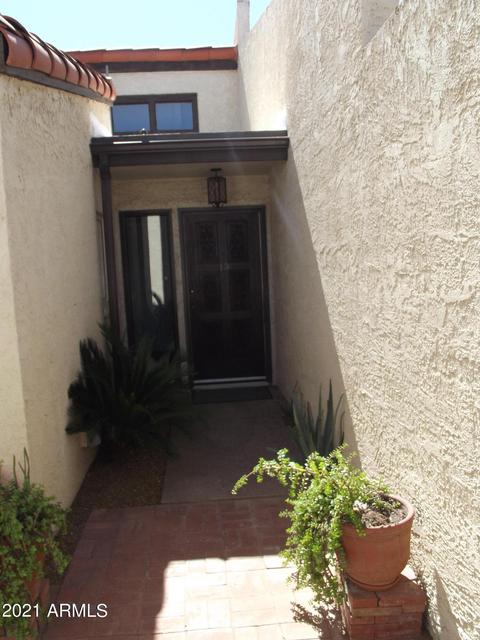 13 E Loma Ln, Phoenix, AZ 85020 photo 6
