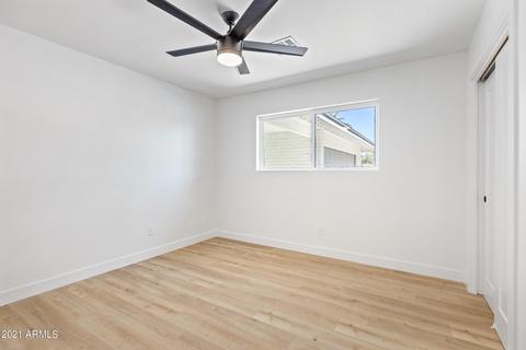 2832 E Paradise Dr, Phoenix, AZ 85028 photo 25