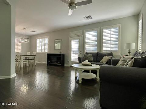 1207 E Julian Dr, Gilbert, AZ 85295 photo 4