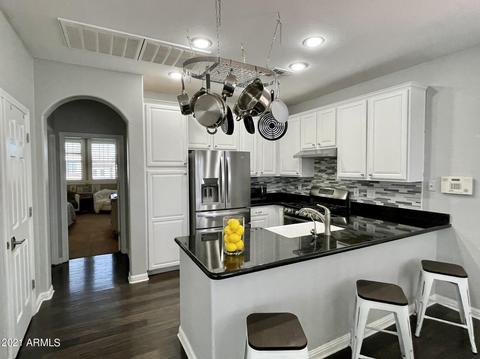 1207 E Julian Dr, Gilbert, AZ 85295 photo 5