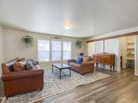 965 W Tepee St, Apache Junction, AZ 85120 photo 6