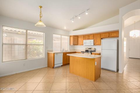 9520 E Plana Ave, Mesa, AZ 85212 photo 5