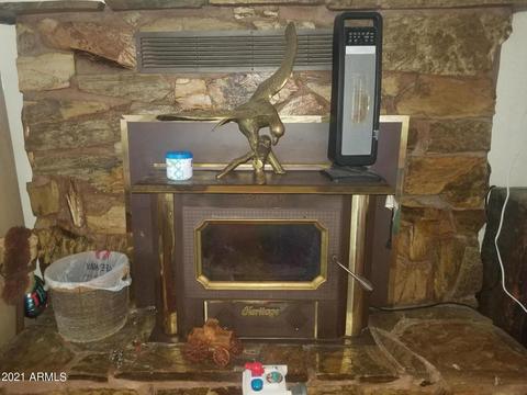411 S Bowie Ave, Willcox, AZ 85643 photo 2