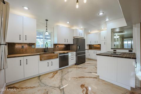 3540 E Piccadilly Rd, Phoenix, AZ 85018 photo 2