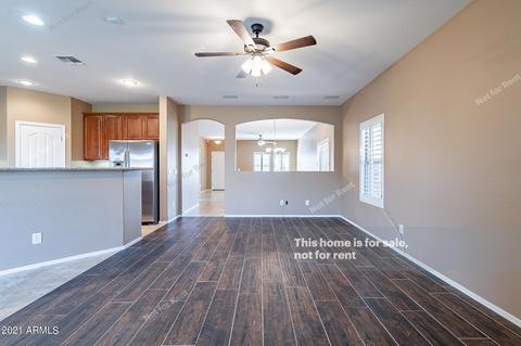 2932 E Ironside Ln, Gilbert, AZ 85298 photo 4