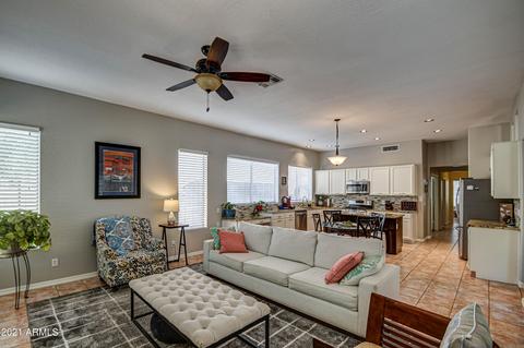 2906 E Melody Ln, Gilbert, AZ 85234 photo 9