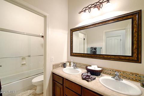 3953 E Meadowview Dr, Gilbert, AZ 85298 photo 26