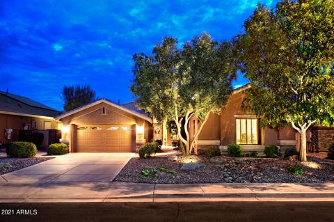 3953 E Meadowview Dr, Gilbert, AZ 85298 photo 1