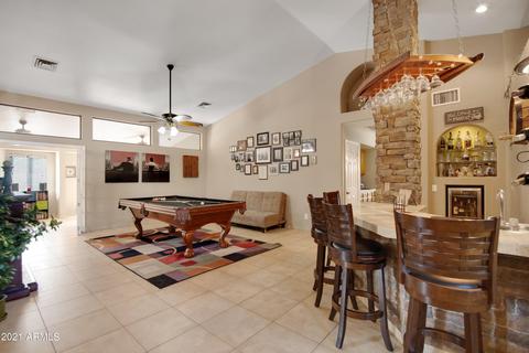 1032 S Lagoon Dr, Gilbert, AZ 85233 photo 9