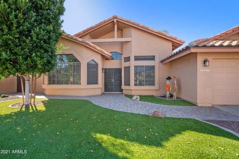 1032 S Lagoon Dr, Gilbert, AZ 85233 photo 2