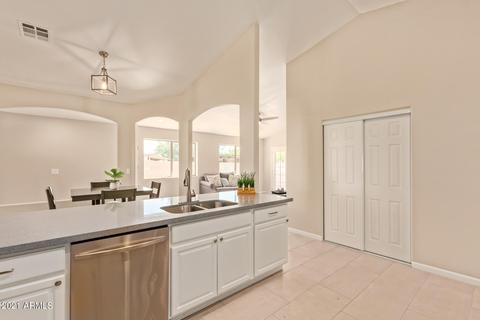 2625 E Brill St, Phoenix, AZ 85008 photo 3