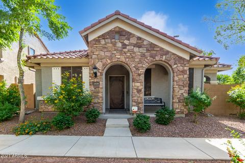 2539 S Penrose Dr, Gilbert, AZ 85295 photo 1