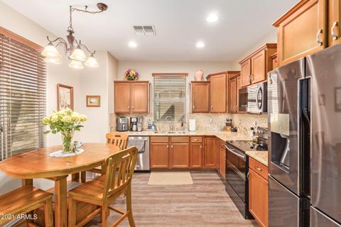 2539 S Penrose Dr, Gilbert, AZ 85295 photo 11
